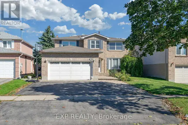 4+1 Bedroom Detached Home for Sale in Oshawa | Pool & Double Gar