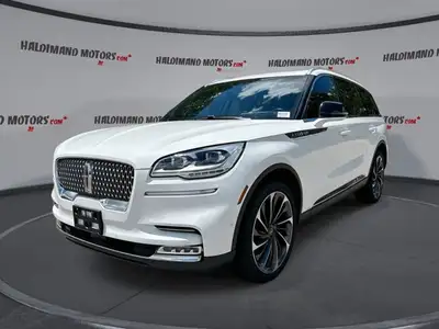 // ACCIDENT FREE!! // This 2023 Lincoln Aviator Reserve AWD is a premium three-row SUV that blends p...