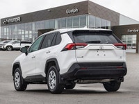 *Heated Seats, Apple CarPlay, Android Auto, Blind Spot Monitoring, Lane Keep Assist!* With rugged ca... (image 4)