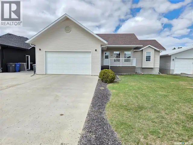 12 Arcola PLACE Carlyle, Saskatchewan in Houses for Sale in Regina - Image 5
