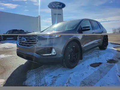 // EXCELLENT CONDITION! // This 2021 Ford Edge Titanium in Grey with a Black interior delivers upsca...