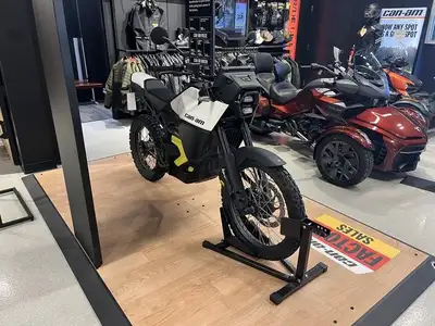 STOCK IS VERY LIMITED, BIKES WILL BE SHOWING UP IN SPRING TO SUMMER 2025 2025 Can-Am Pulse '73 White...