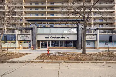 9A//Winnipeg/S/S Now. Offers as received. Excellent opportunity to own this move-in ready Fully upda...