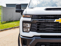 Welcome To Sherwood Park Chevrolet. The #1 Volume Chevrolet Dealer in Canada. This Chevrolet SILVERA... (image 4)