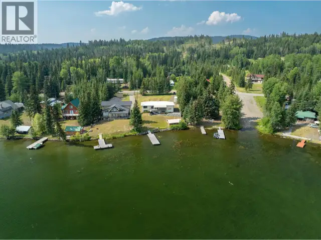 7568 BURGESS ROAD Deka Lake / Sulphurous / Hathaway Lakes, Briti in Houses for Sale in 100 Mile House - Image 6