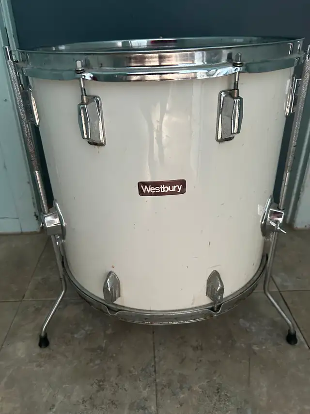 DRUM SET COMPLETE422657919843706880