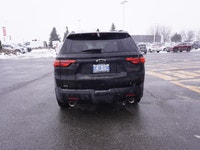 Tow Package, Power Liftgate, Wireless Charging, Blind Spot Detection, Heated Seats! This 2024 Chevro... (image 4)