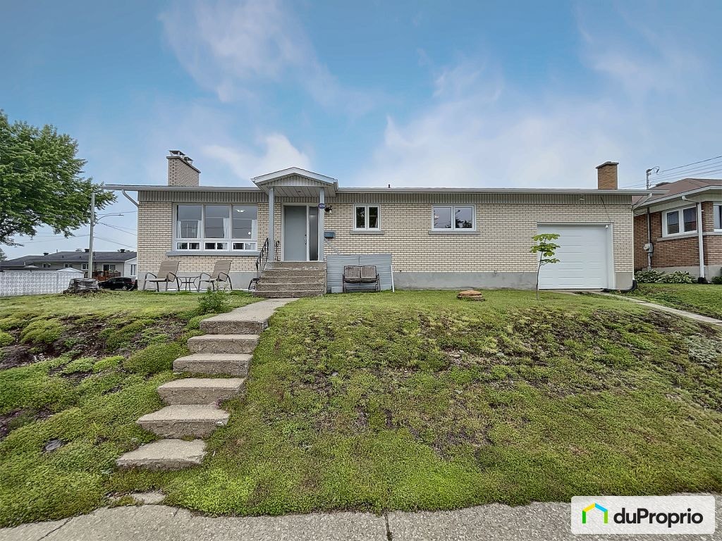 13e Avenue — photo 1