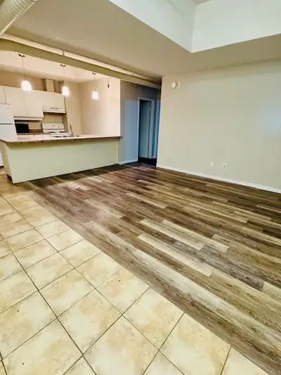 12 Dupont St W, Waterloo 1 month free rent!! You don't want to miss this bright and spacious 2 bedro...