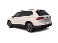 Welcome to Country Hills Volkswagen 4Motion AWD, Apple CarPlay / Android Auto! CARFAX Canada No Repo... (image 5)