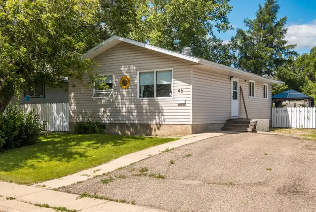 Move-In Ready Bungalow63008312762625125