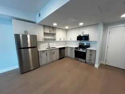 1 Bedroom, 1 Bathroom Apartment For Rent