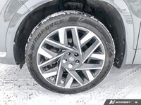 This Hyundai Santa Fe has a dependable Intercooled Turbo Regular Unleaded I-4 2.5 L/152 engine power... (image 9)