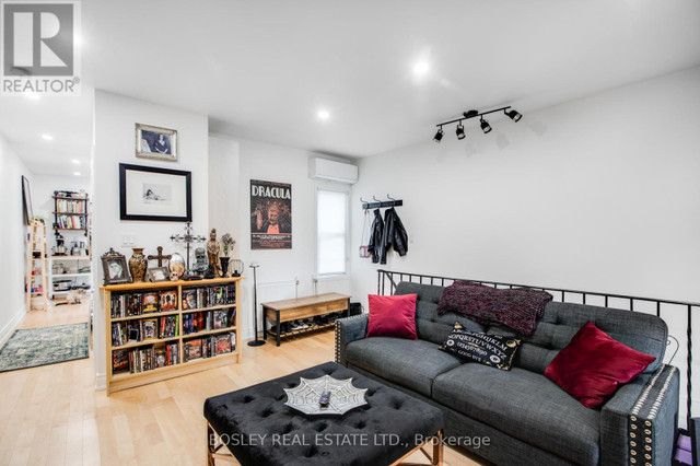 1918 GERRARD ST E Toronto, Ontario in Houses for Sale in City of Toronto - Image 4