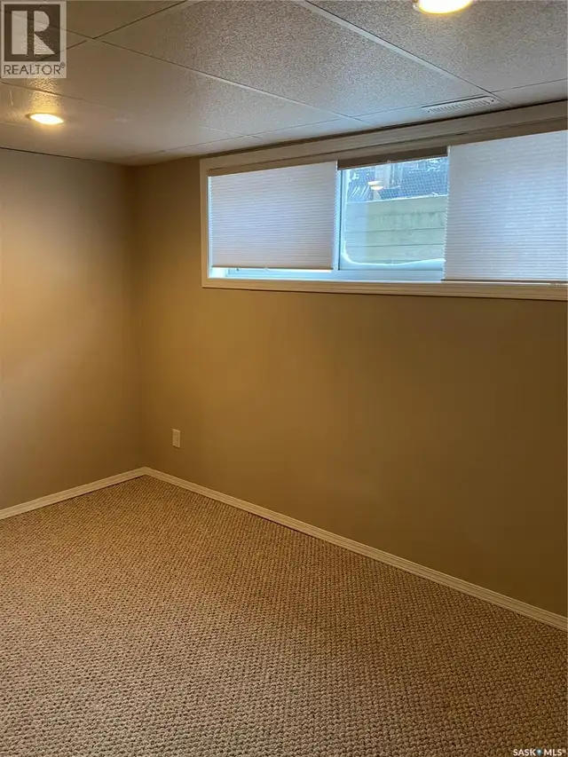 625 Centre STREET Shaunavon, Saskatchewan in Houses for Sale in Swift Current - Image 25
