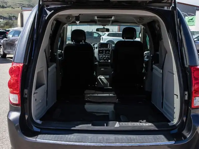 2016 Dodge Grand Caravan SXT - Power Windows - $65.41 /Wk in Cars & Trucks in Vernon - Image 11