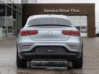 *Sunroof, Navigation, Heated Seats, Wireless Charging, Synthetic Leather Seats!* Spacious and refine... (image 5)