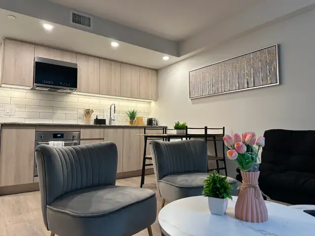 Long-term Rental Downtown Month to Month in Long Term Rentals in Vancouver - Image 15