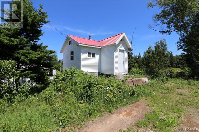 1788 Route 776 Grand Manan, New Brunswick in Houses for Sale in Saint John - Image 3