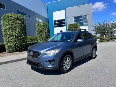2014 Mazda CX-5 GS AWD Automatic The 2014 Mazda CX-5 GS offers sporty handling, all-wheel drive capa...