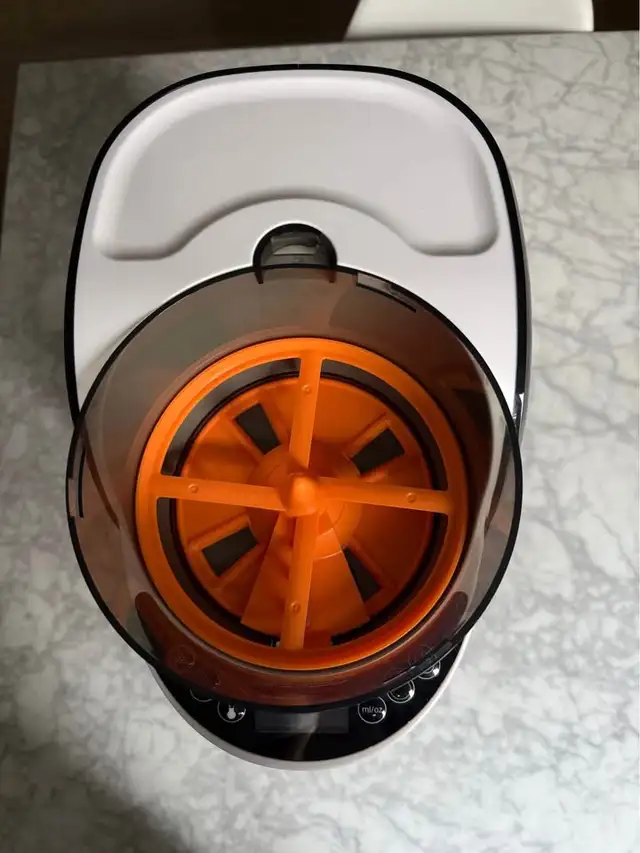 Baby brezza formula pro advanced in Feeding & High Chairs in Mississauga / Peel Region - Image 5