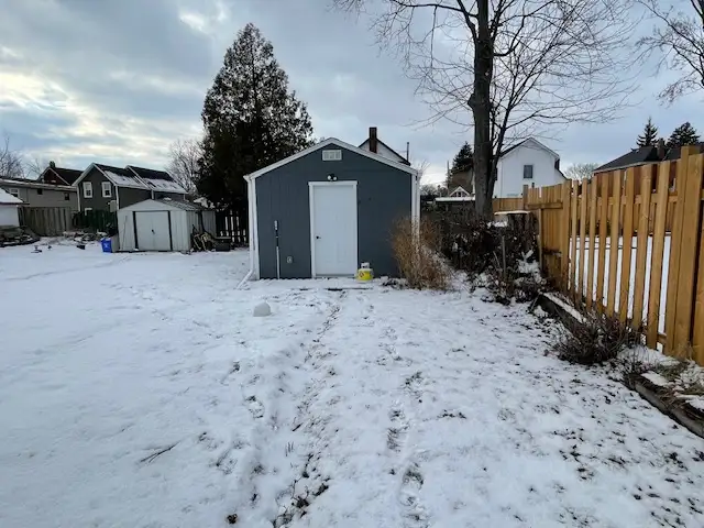 38 Octavia Street - 3 Bedroom Unit for Rent in Long Term Rentals in Belleville - Image 18
