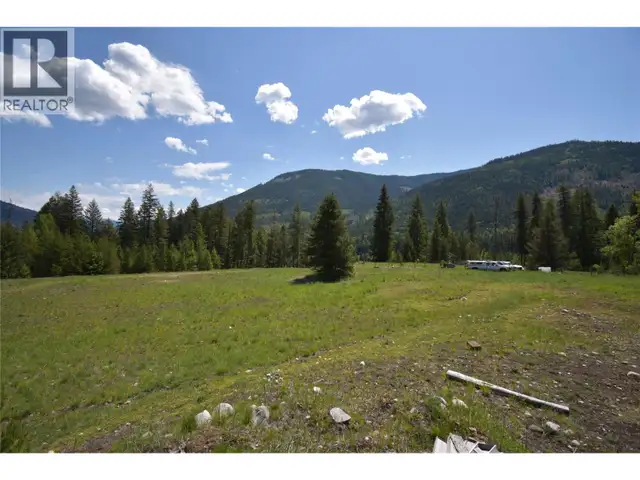 4125 Ross Spur Road Fruitvale, British Columbia in Land for Sale in Nelson - Image 7