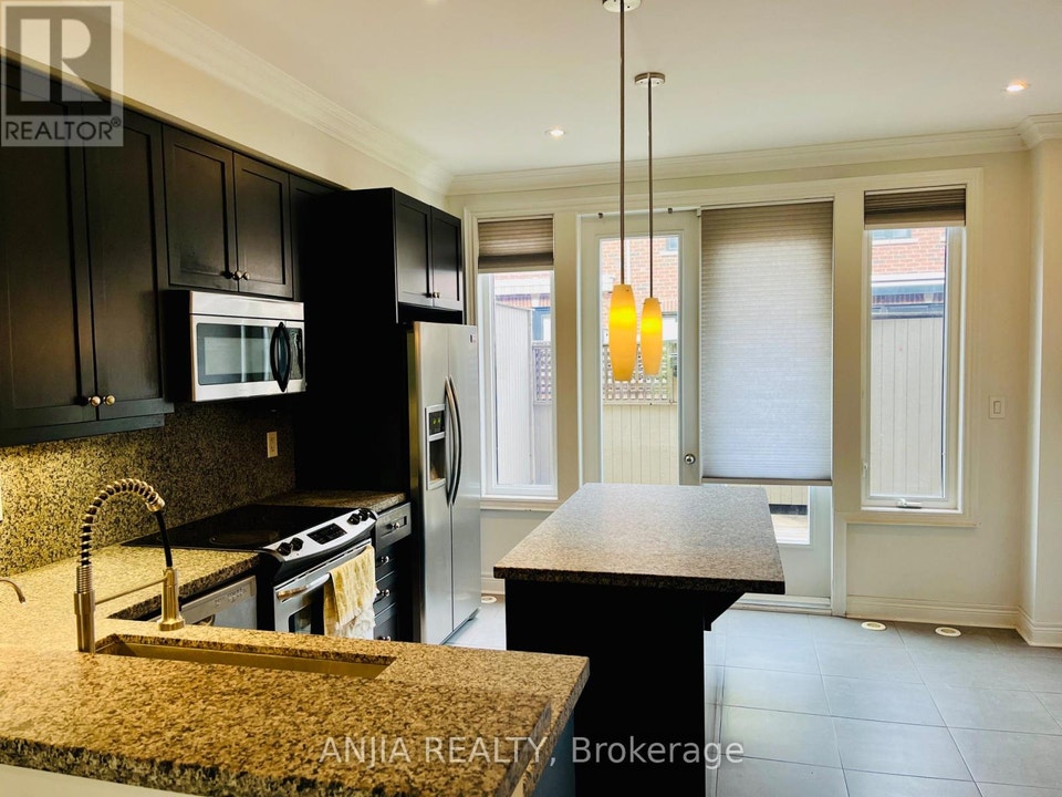 29 - 1812 BURNHAMTHORPE ROAD E Mississauga (Applewood), Ontario 5