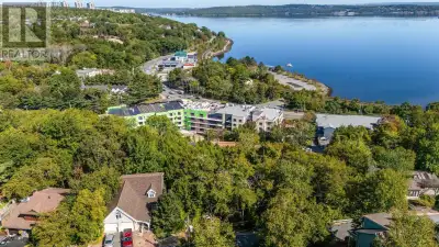 This city lot that offers stunning harbor views in one of the most desirable neighborhoods; Sherwood...