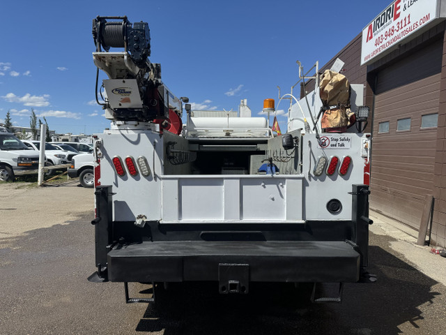 2015 Ford F-550 DRW XLT SERVICE TRUCK CRANE VMAC LOW KM! in Cars & Trucks in Calgary - Image 4