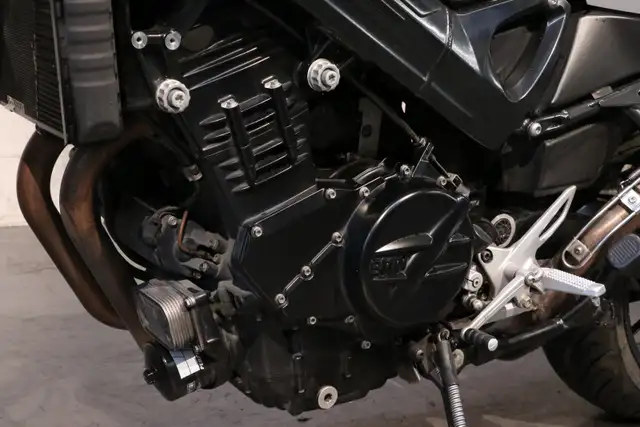 2010 BMW F800R in Sport Bikes in Laurentides - Image 11