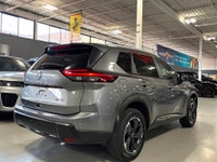 **SUMMER SPECIAL!** FEATURING : PANORAMIC MOONROOF, MULTI TERRAIN MODES, REMOTE START, WELL EQUIPPED... (image 3)