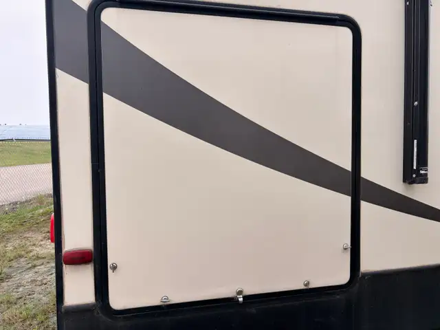 2018 Keystone SPRINTER 29 FWBH in Travel Trailers & Campers in St. Albert - Image 6