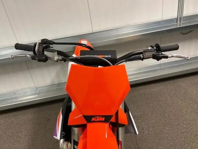 2024 KTM 250 SX in Dirt Bikes & Motocross in Calgary - Image 16