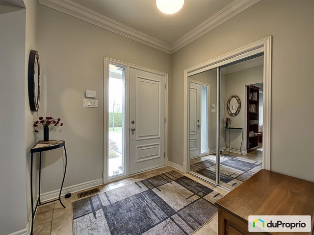 $925,000 - Townhouse for sale in St-Bruno-De-Montarville — photo 2