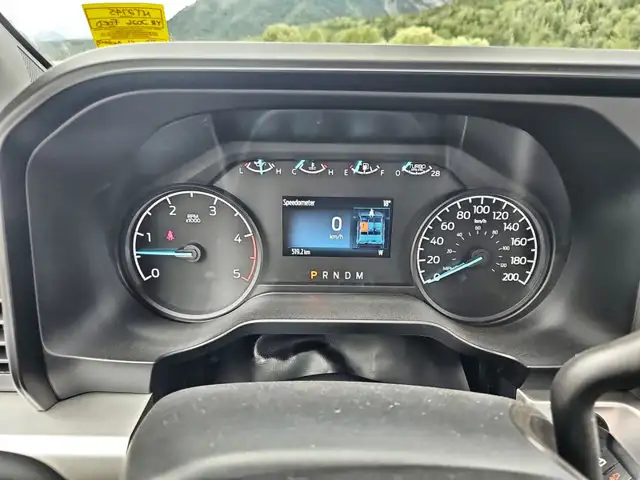 2026 Ford Super Duty F-350 SRW STX in Cars & Trucks in Cranbrook - Image 11