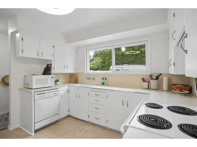 10996 MCADAM ROAD Delta, British Columbia in Houses for Sale in Richmond - Image 4