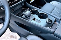 Heads Up Display,hands Free Power Liftgate,navigation,quilted Leather Seats,bose Premium 10 Speaker... (image 6)