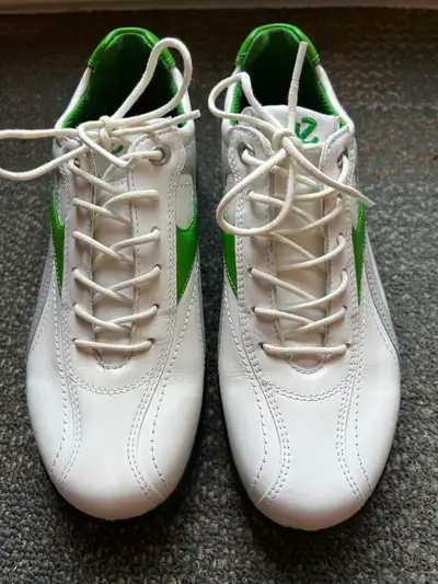Women Ecco Golf Shoes in Mint Condition, View more