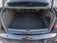 Wireless Phone Connectivity Window Grid Diversity Antenna Valet Function Trunk Rear Cargo Access Tri... (image 9)