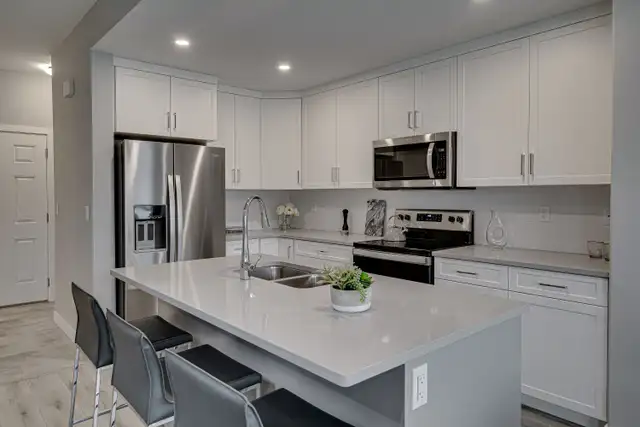 Townhouses in Aspen Ridge in Long Term Rentals in Saskatoon - Image 4