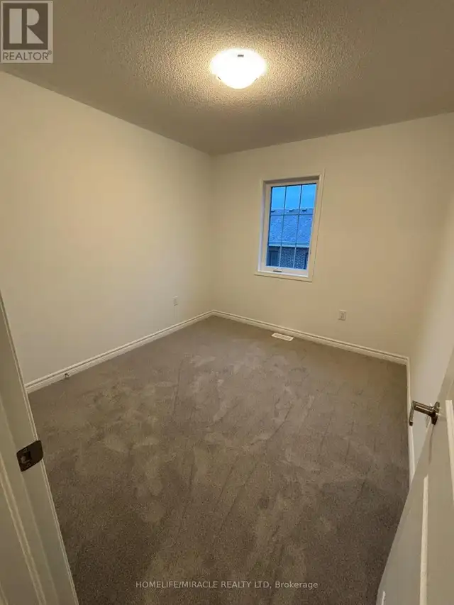 41 LOWER STREET Barrie, Ontario in Long Term Rentals in Oakville / Halton Region - Image 28