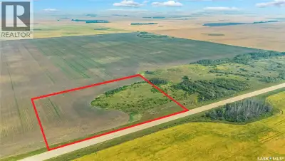 Looking for space, flexibility, and opportunity just outside Saskatoon? This 10-acre parcel offers a...