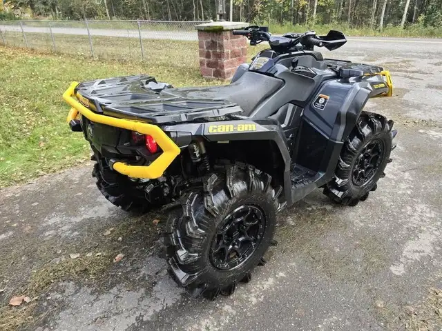2023 CAN-AM OUTLANDER 1000 XT-P-BLACK! in ATVs in Sudbury - Image 6