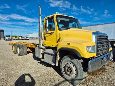 Detroit DD13 450hp,9441hrs,8LL spd trans.20+46 axles.3.91 ratio.4-way lockers.Henderickson NH susp.3...
