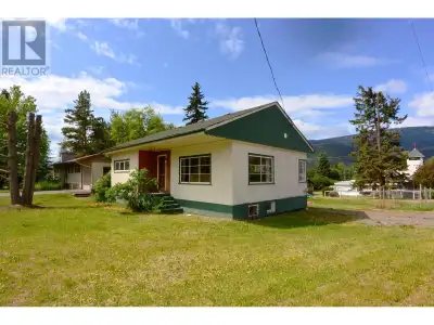 * PREC - Personal Real Estate Corporation. Cute, solid 3 bedroom home with 66 x 122 lot and awesome...