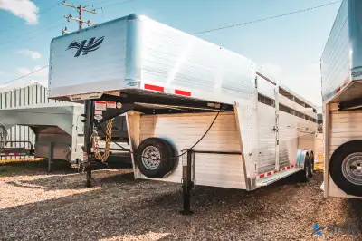 New 2025 Hillsboro Endura Livestock Trailer The Hillsboro Endura is the strongest and quietest alumi...