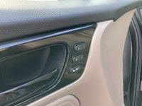 ACCIDENT FREE | HEATED/COOLED SEATS | HEATED STEERING WHEEL | REMOTE START | BACK UP CAMERA | APPLE... (image 9)