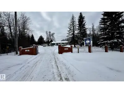 Super location only 4 miles south of Sherwood Park (with Highway 21 access) or 4 miles east of Edmon...