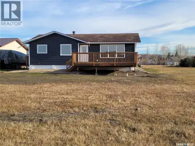 COMPLETELY RENOVATED BUNGALOW WITH KATEPWA LAKE ACCESS. Discover this beautifully renovated 1,216 sq...